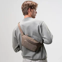 Bali Crossbody Walnut by Mariefeandjakesnow