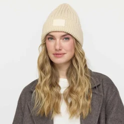 Beanie Sandstone