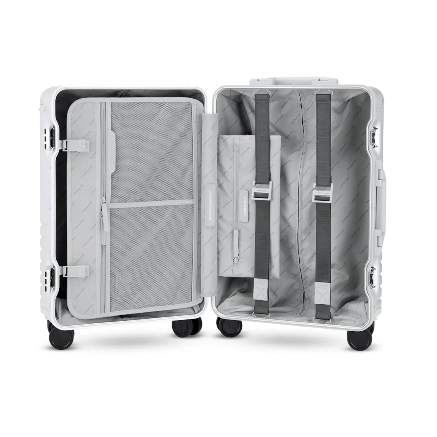 Heathrow Aluminium Cabin Silver