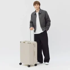 Heathrow Check In Sandstone