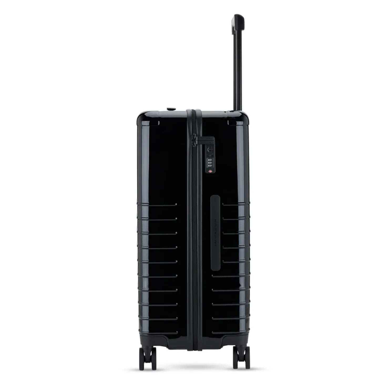 Heathrow Essential Check In All Black