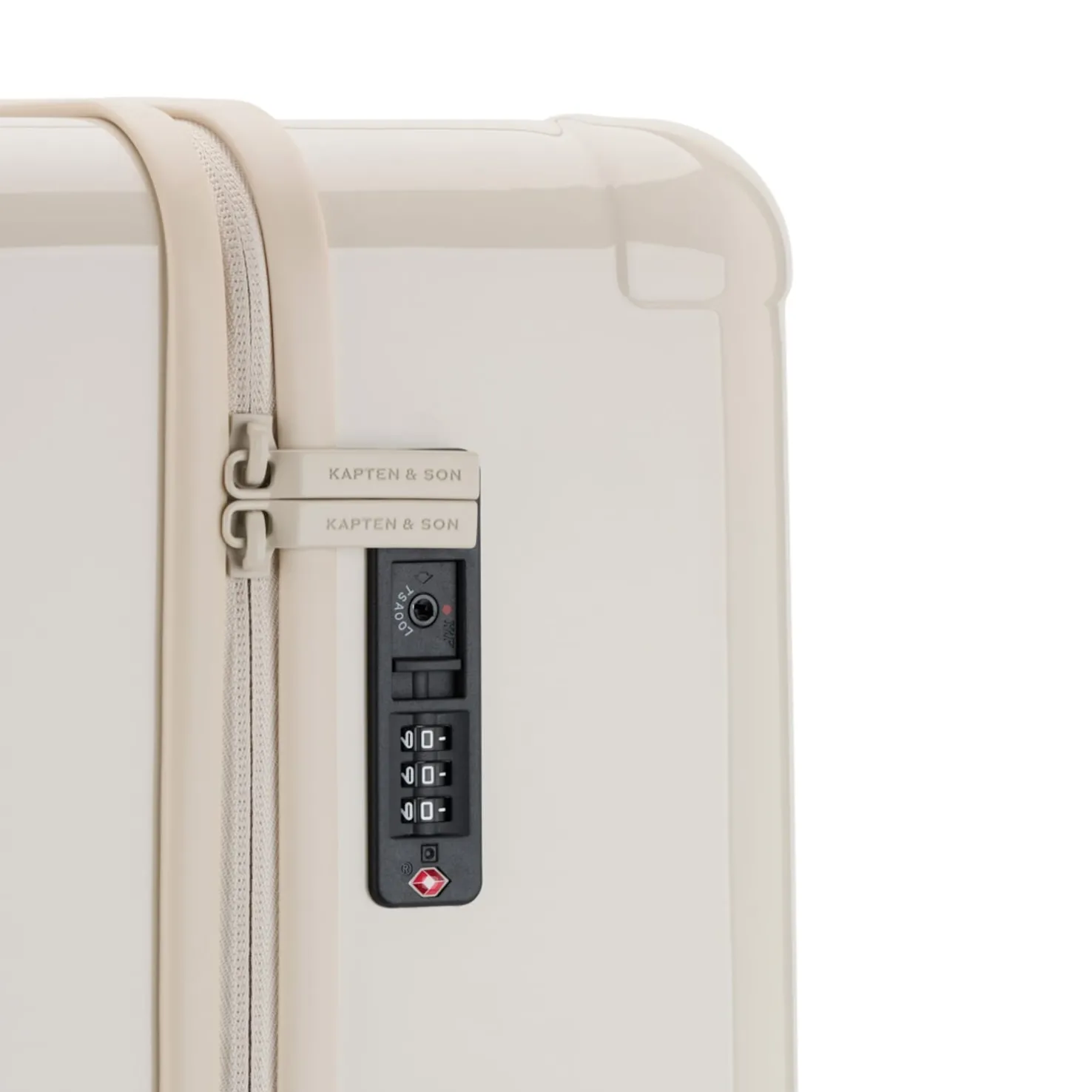 Heathrow Essential Check In Sandstone