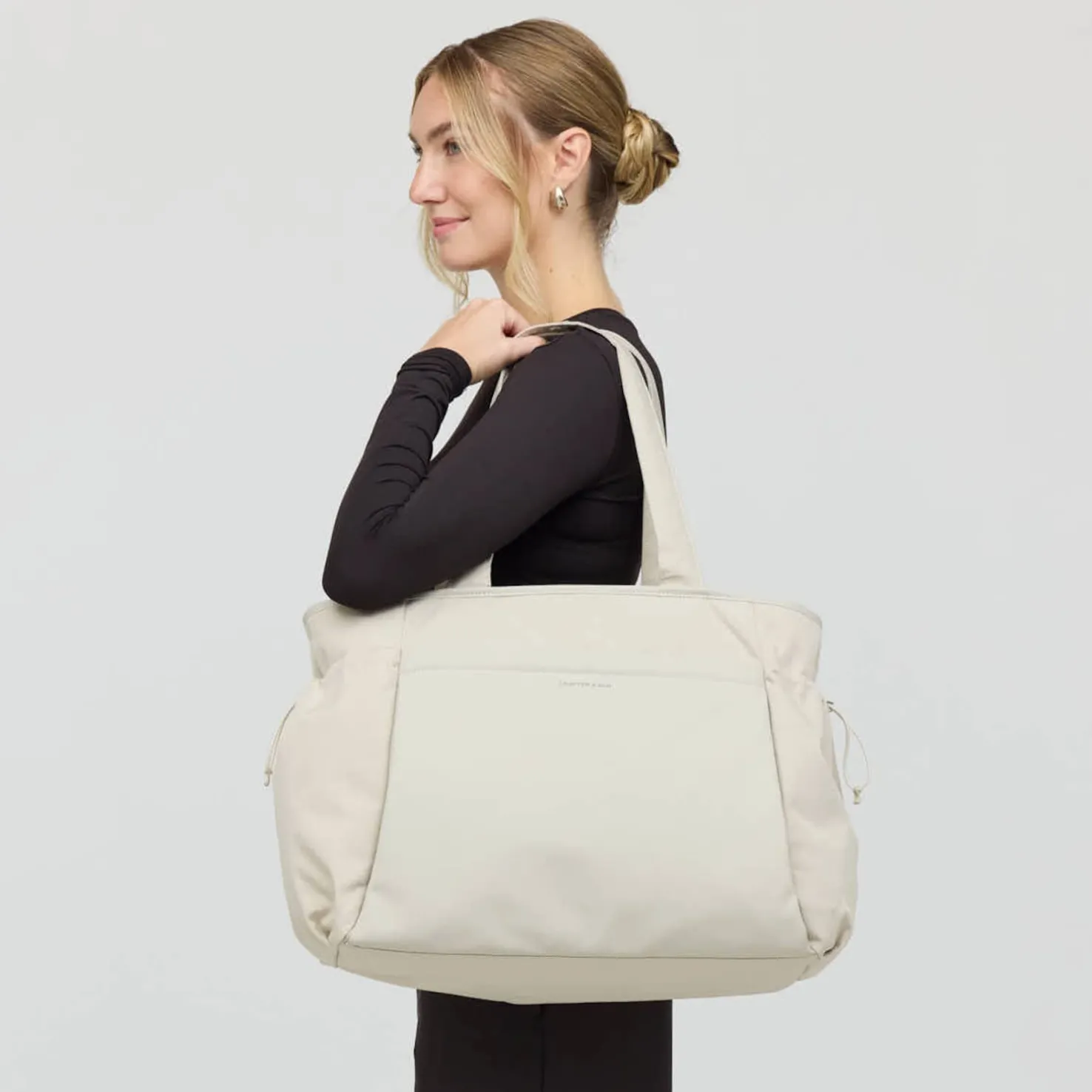 Hellvi Pro Large Sandstone