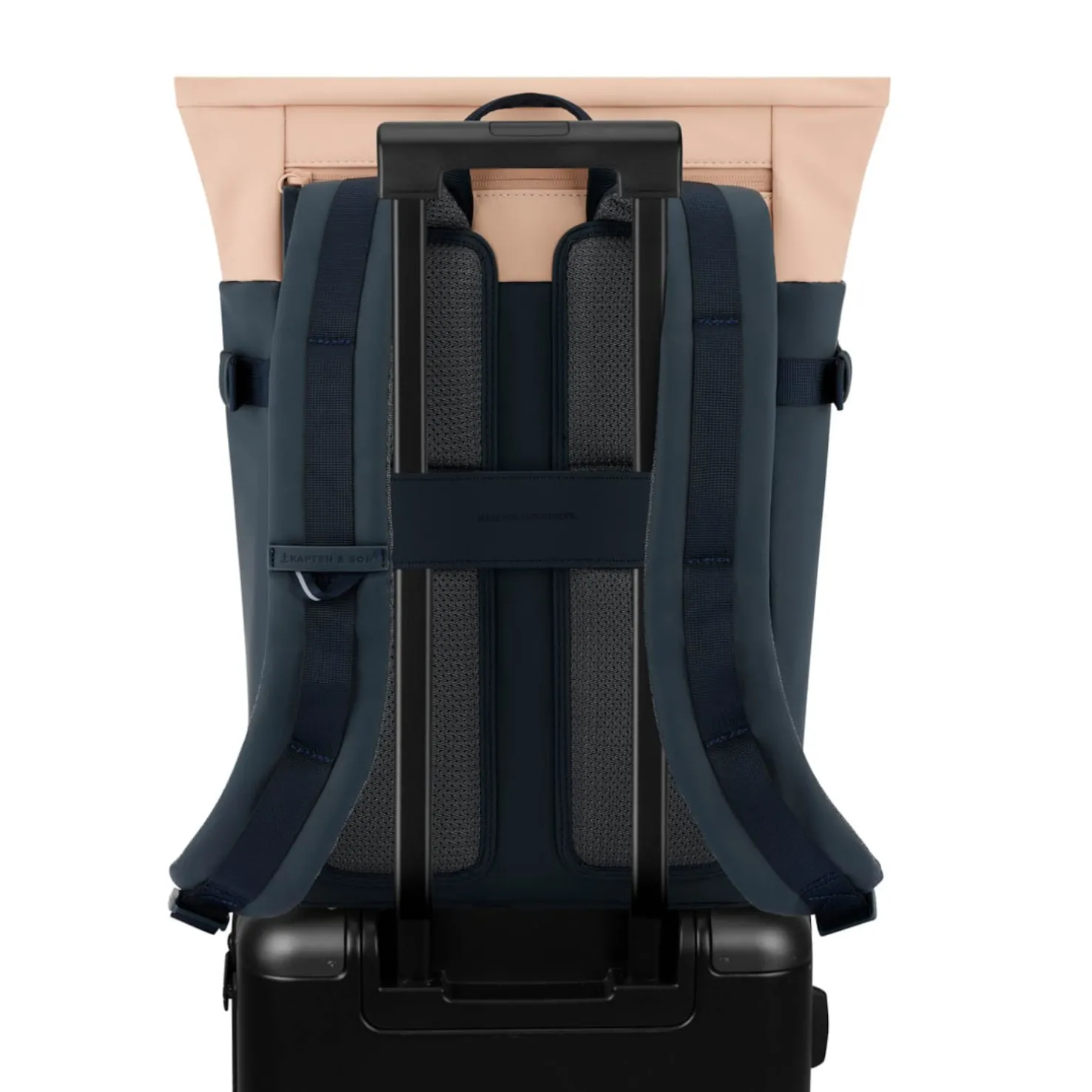 Helsinki Navy Blush