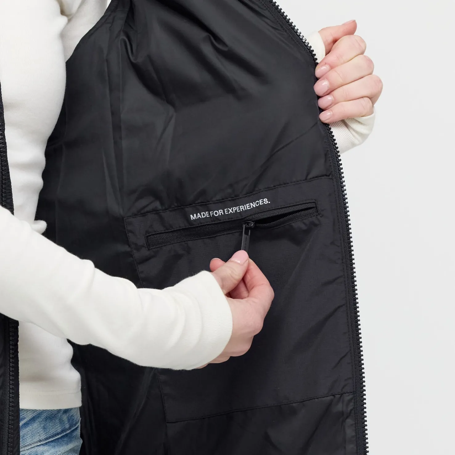 Light Puffer Vest All Black