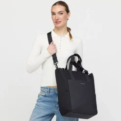 Lindby Pro All Black