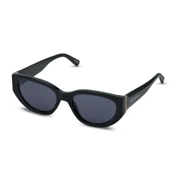 Lyon All Black