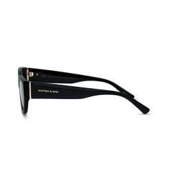 Lyon All Black