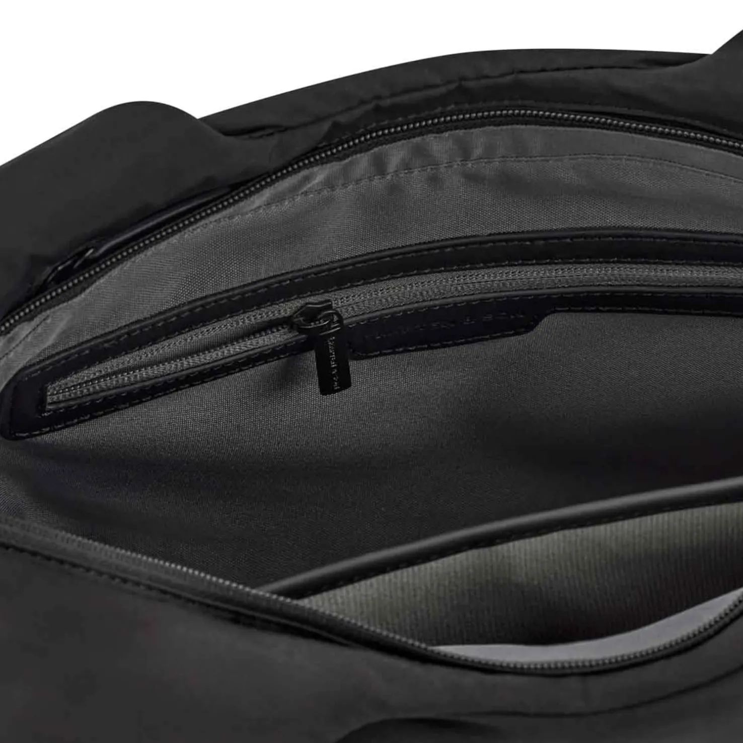 Skara Cloud Shopper All Black