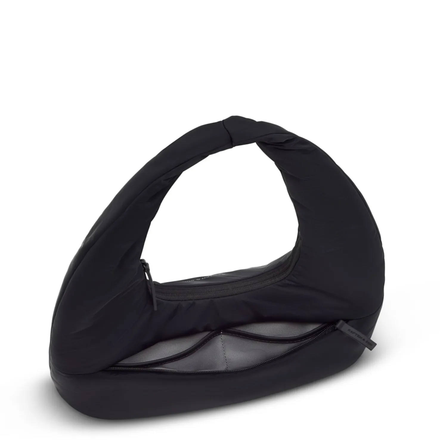 Skara Cloud Shoulder All Black