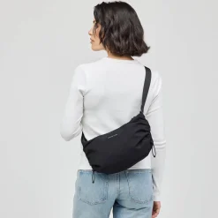 Skara Small All Black